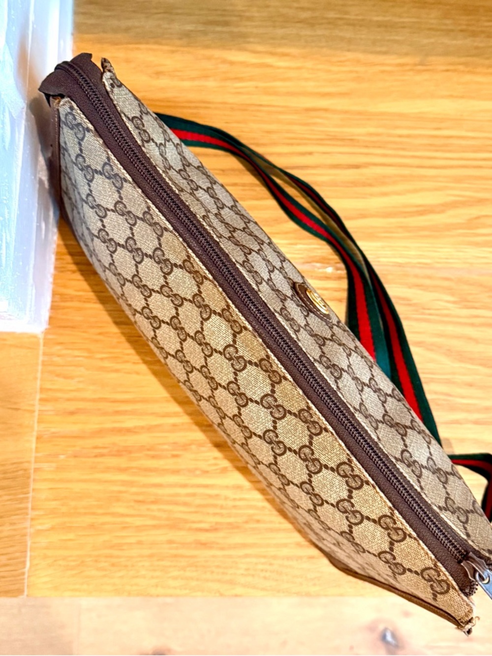 Gucci Authentic Vintage Monogram Canvas Clutch / Crossbody Bag - Picture 5 of 13